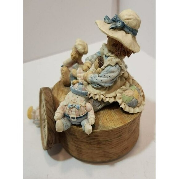 Heart Tugs Matthew Danko San Francisco Music Box Company Vtg Friends Memories - Picture 3 of 12